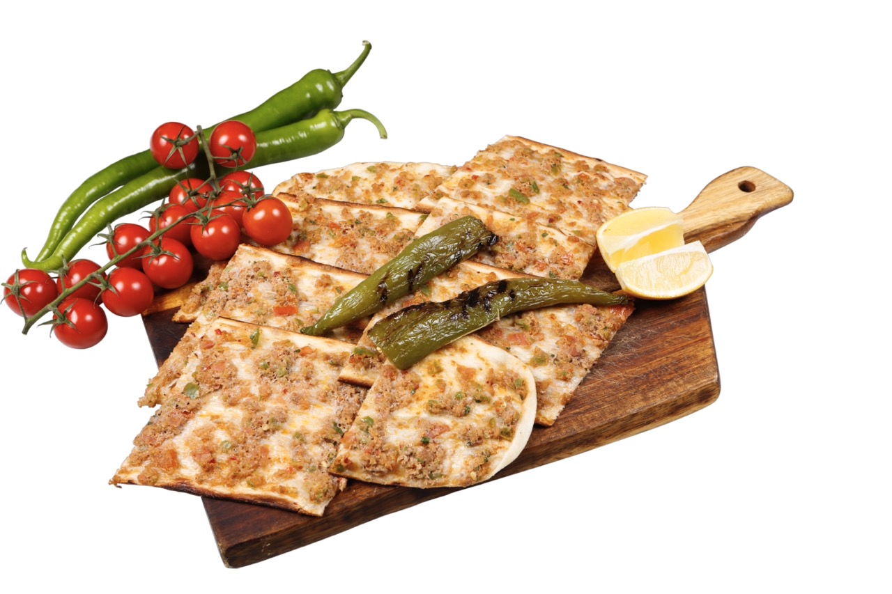 Turkish Pide with Minced Meat (82)