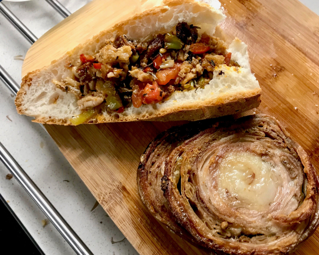 Lamb Kokoreç (small – 1 piece)